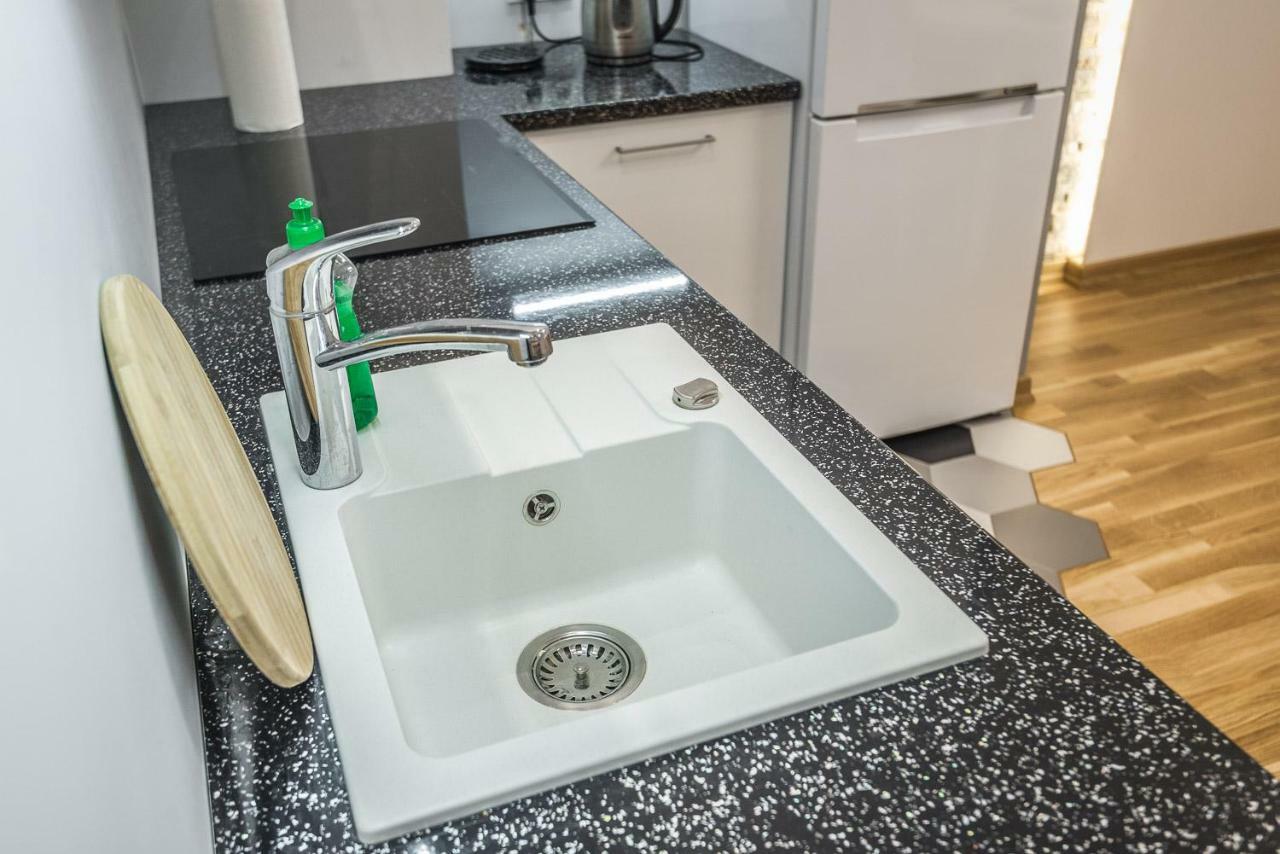 Apartament 48M W Centrum Grojca Grojec  Bagian luar foto